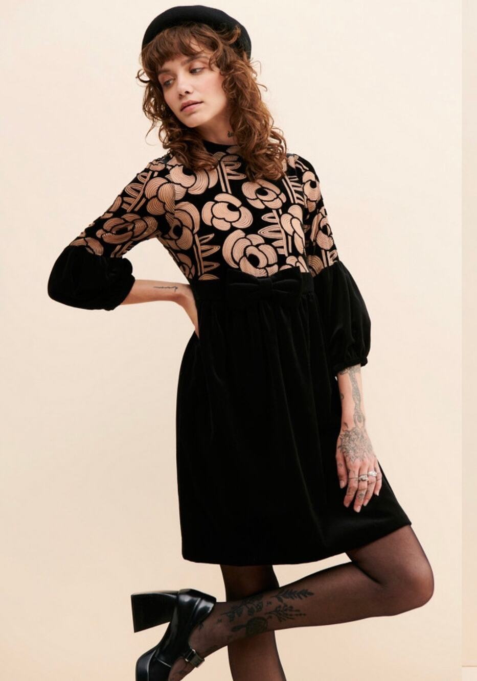 Anna Sui Ribbed Roses Velvet Party Dress Size 8